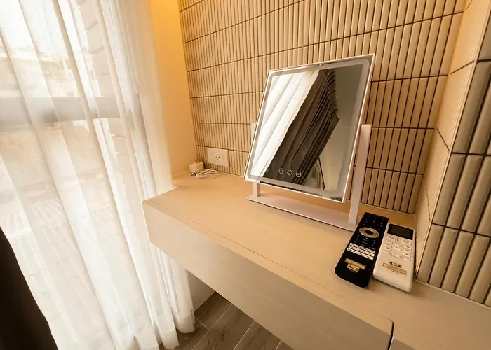 Sun And Moon - Bed And Bistro Hotel 3*
