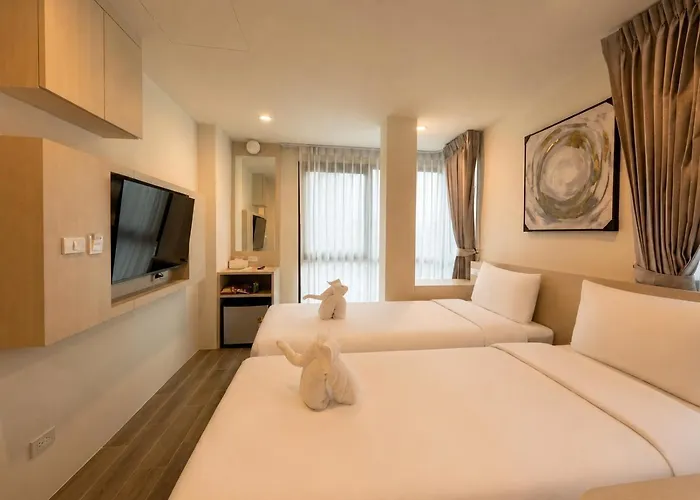 Sun And Moon - Bed And Bistro