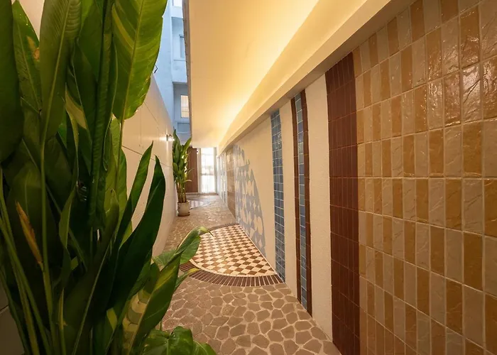 Sun And Moon - Bed And Bistro Hotel 3*